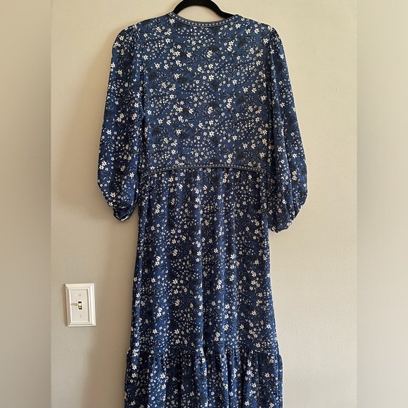 Max Studio tiered wrap long sleeve floral maxi dress - Picture 4 of 5